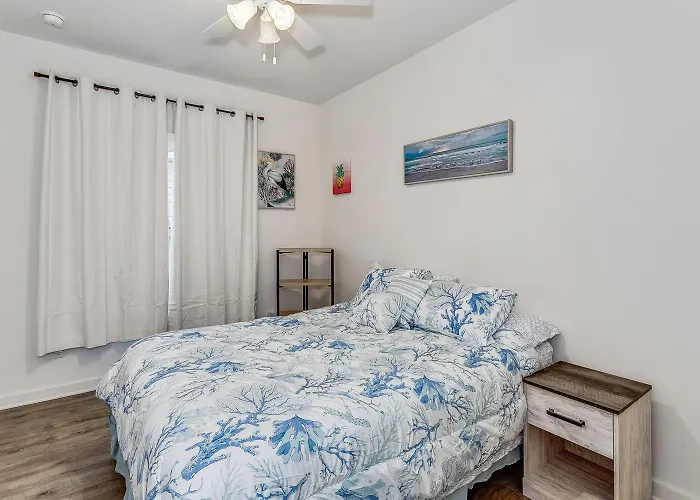 Coastal Cozy - 3b Holiday home *